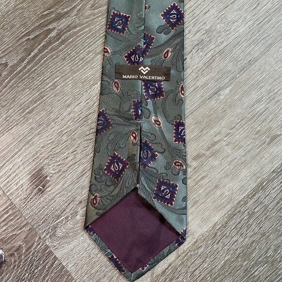 Mario Valentino Mens Tie Green Paisley 57” 4” Wide - Picture 4 of 5